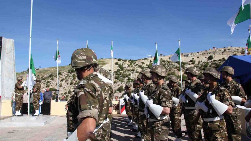 مسلحون يهاجمون كمينا في ولاية البويرة بالجزائر